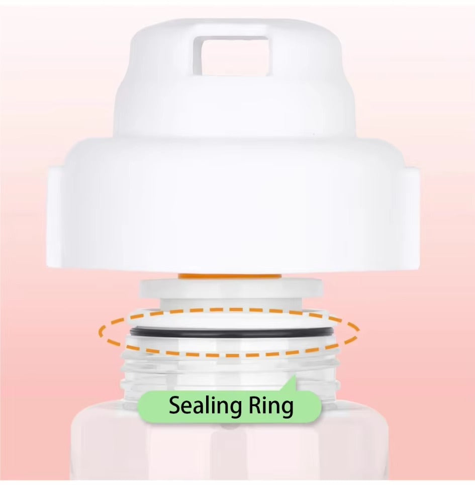 HoppiPet™ AdventureBottle 2-in-1 Portable Hydration Station